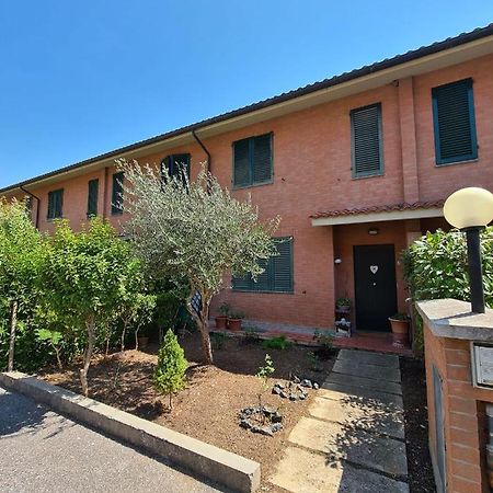 Villa Casa Vacanze Le Rose Gabbro Exterior foto